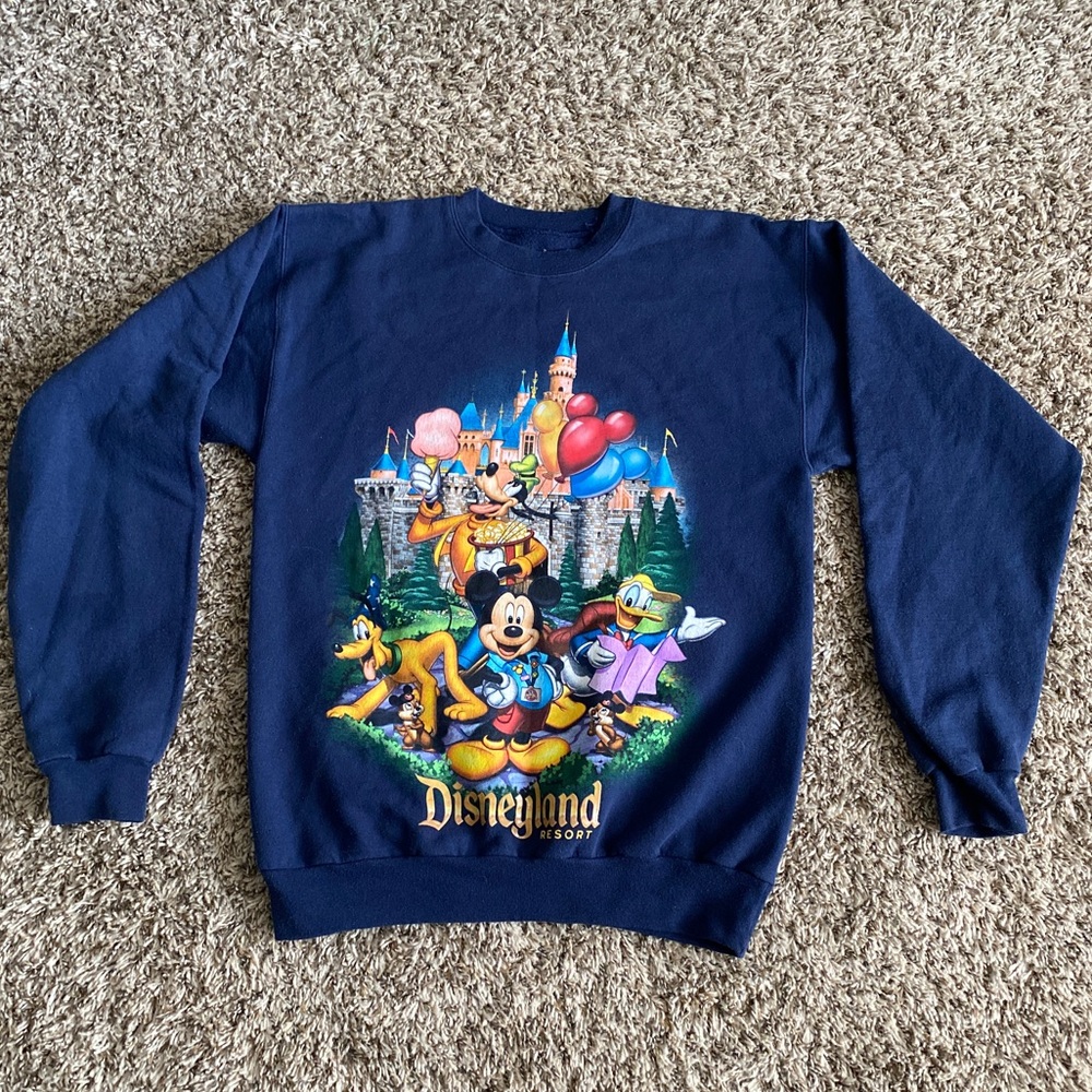 Disneyland resort Crewneck sweater size Small